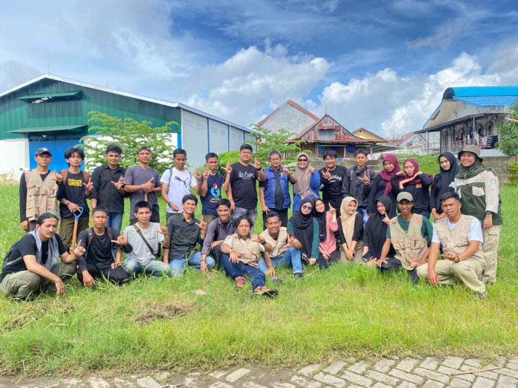 Himasylva UIM Tanam Pohon Langka dan Endemik di Kampus