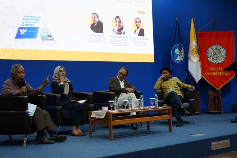 Akademisi UGM Bedah Buku Praksis Pancasila: Pengamalan Ideologi Di Perusahaan Gobel!