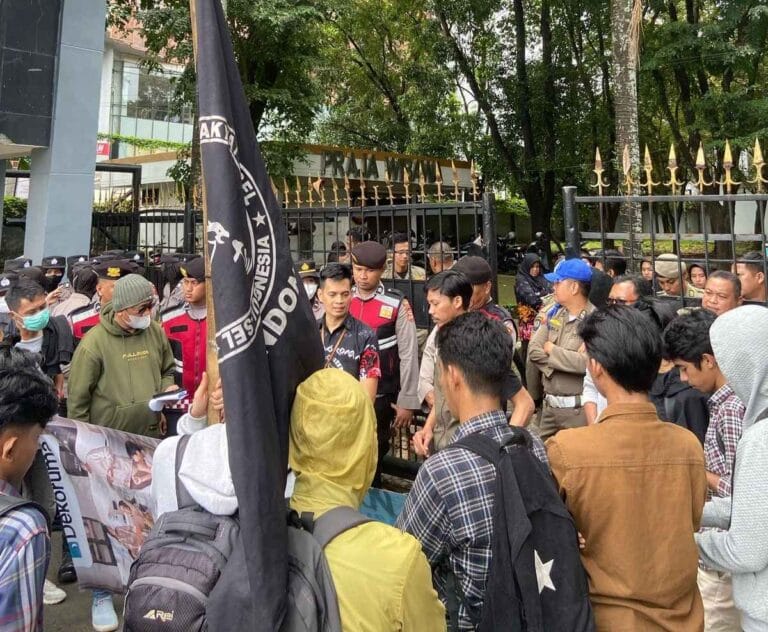 Dugaan Gratifikasi Dalam Pengelolaan Parkir Di RSUD Sayang Rakyat Mendapat Sorotan. Garis Indonesia Desak Gubernur Copot Direktur!