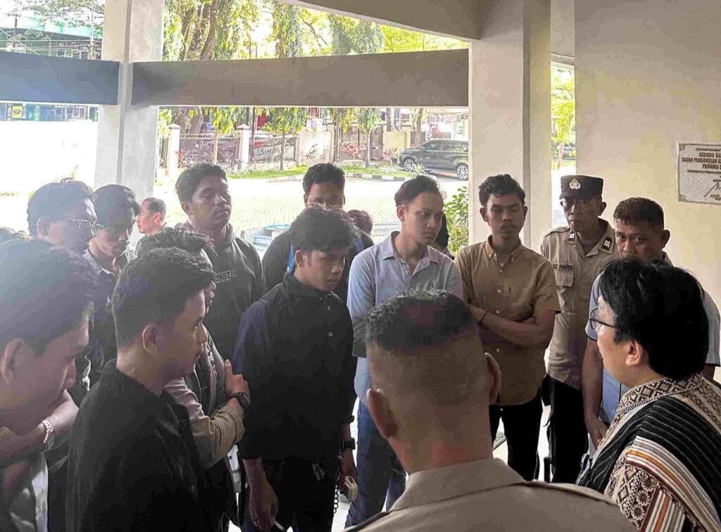 Dalang Skandal Dugaan Korupsi DISKOMINFO Maros Belum Terungkap, CLAT Geruduk BPKP Sulsel: Jangan Tebang Pilih, Usut Tuntas Dari Tahun 2021-2024.