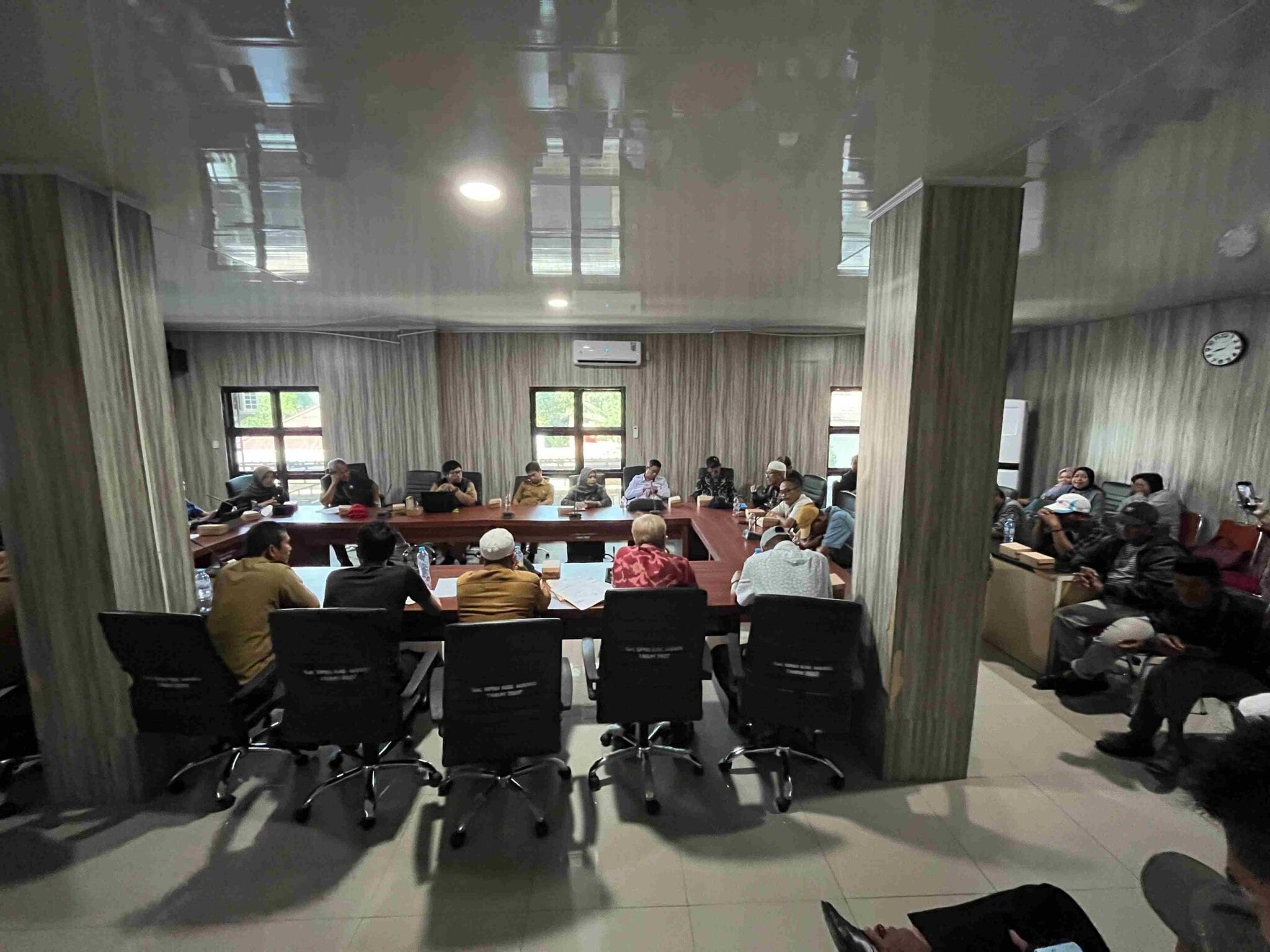 Polemik Nama Desa di Maros Berakhir: Masyarakat Tengkuru Sepakat Kembali ke Bontomarannu dalam RDP Bersama DPRD